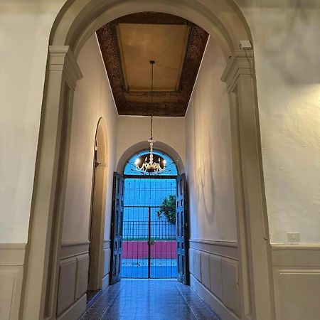 Hostal Velvet Plaza Santa Ana Dış mekan fotoğraf